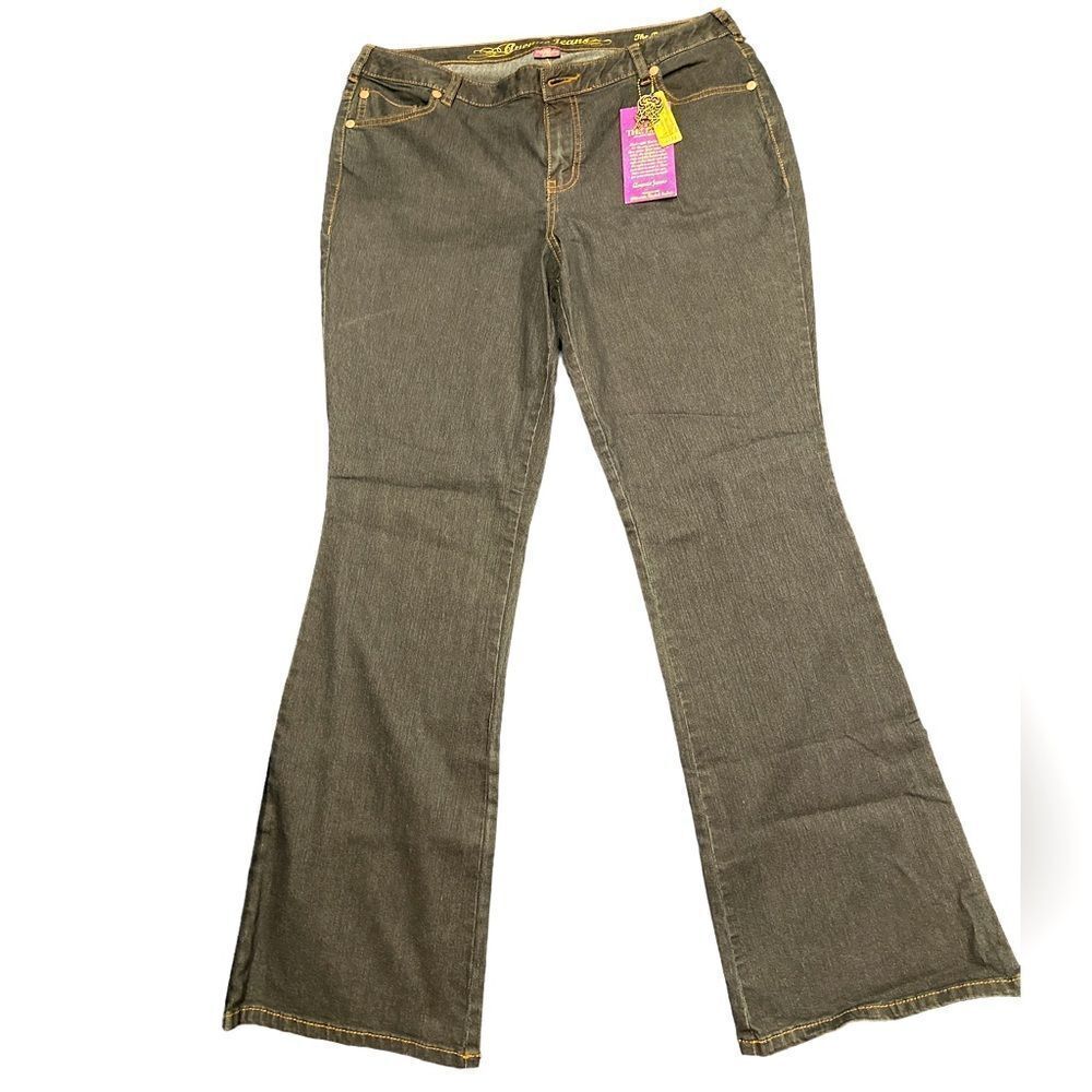 NWT-AVENUE JEANS THE BOOT